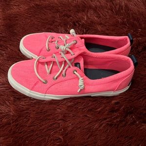 Womans sherry boat shoe, size 9.5 never worn.